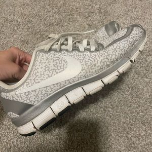 Nike Free 5.0 - Size 9